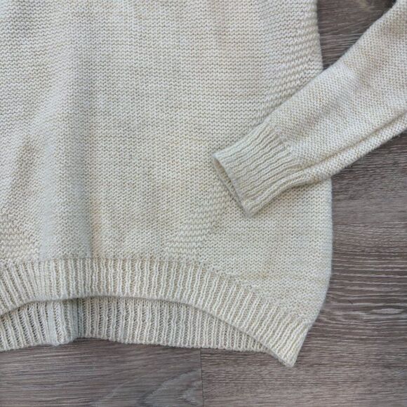 Nisan Cream Wool Knit Golden Metallic Tone Trim Sweater Back Button Sweater sz S - Picture 4 of 8